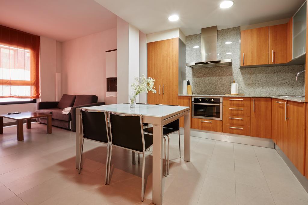 Exalt 21 Apartman Barcelona Szoba fotó